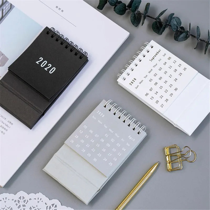 Minimalist Desk Calendar