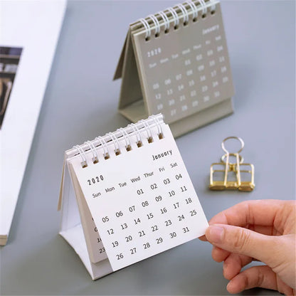 Minimalist Desk Calendar