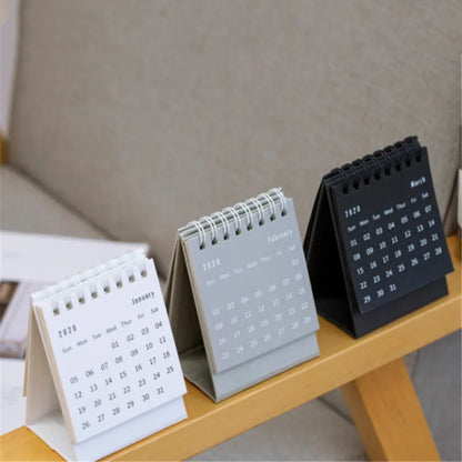 Minimalist Desk Calendar